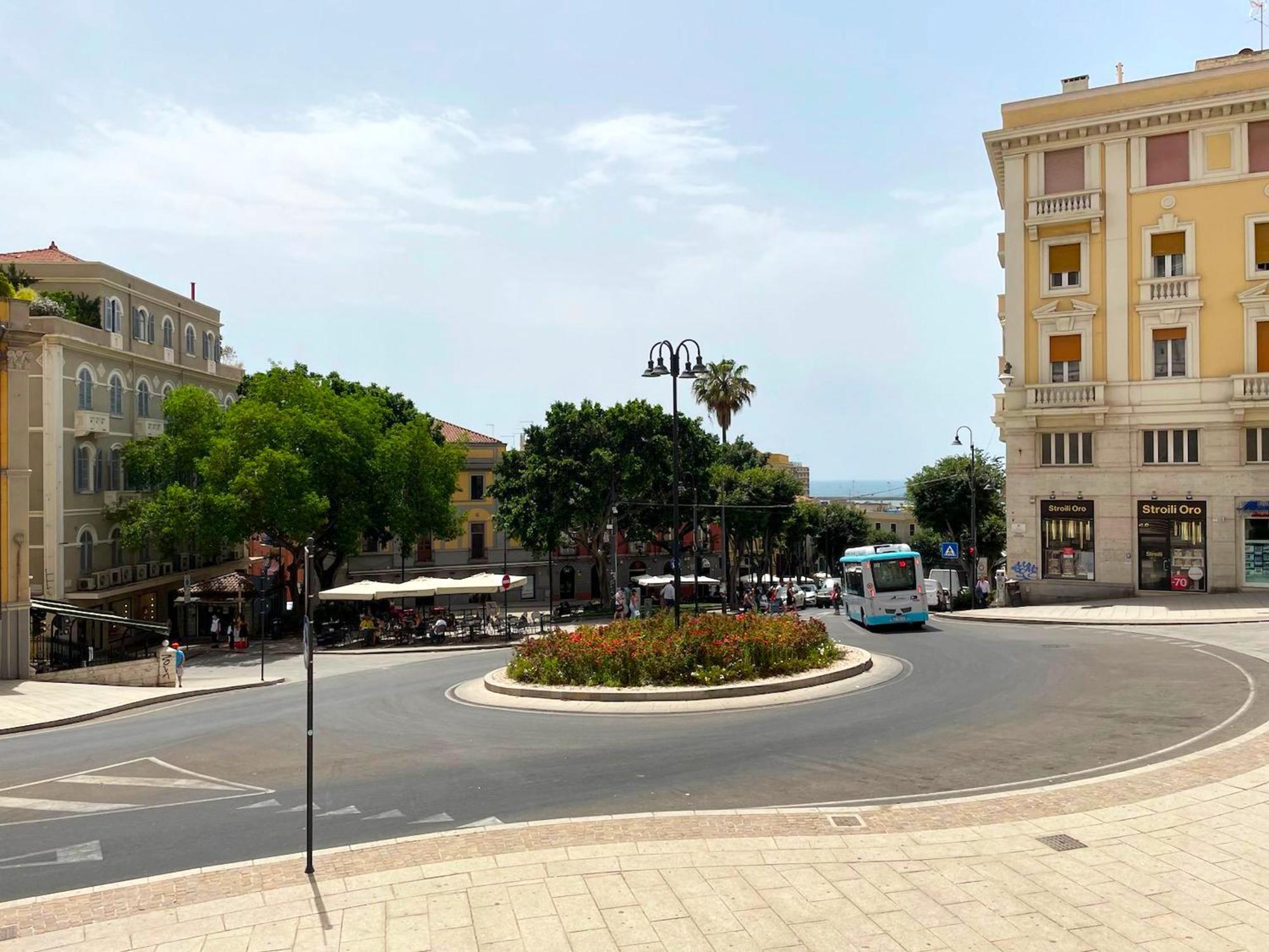 Alle Scalette Santa Teresa Cagliari Luaran gambar